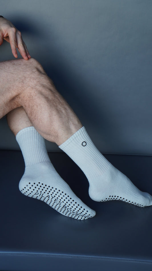 Best Pilates Socks: The Ultimate Buying Guide